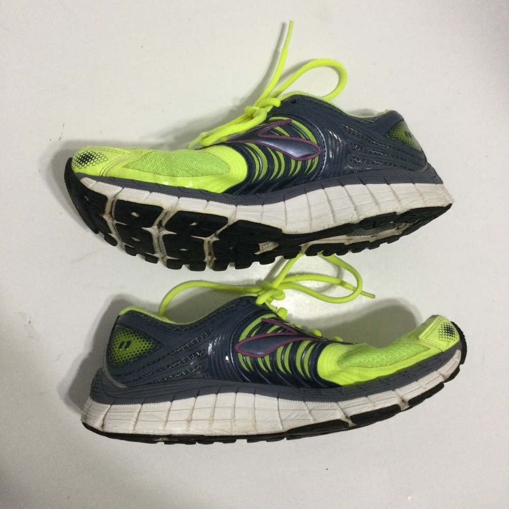 Brooks Glycerin 11 Size 6.5 Neon Green & Gray Running Jogging Shoes Pr…
